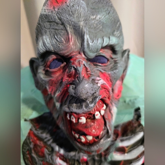 Spirit Zombie Surgeon Costume - Light Green - Picture 6 of 8